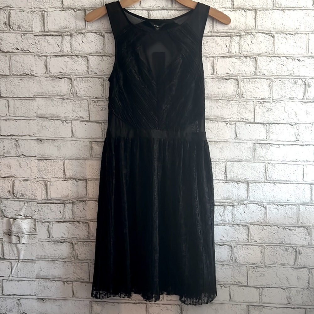 NEW!!! Women’s Guess Dress Size Xs Black